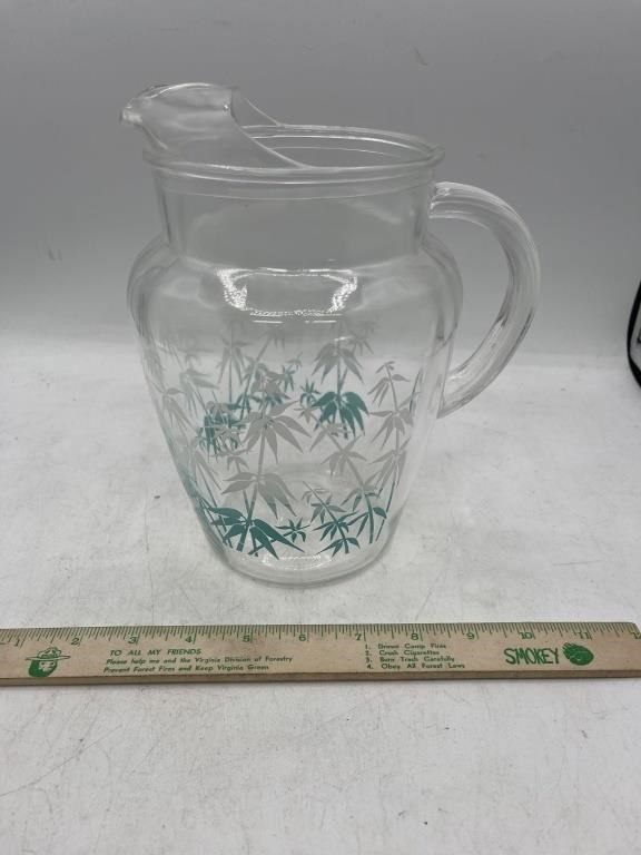 VINTAGE ANCHOR HOCKING GLASS BAMBOO PRINT PITCHER