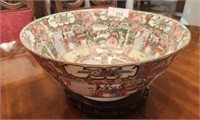 ORIENTAL MADLARGE BOWL AND STAND 14IN