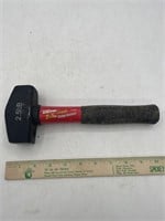 Fiberglass handle 2.5 pound sledge hammer