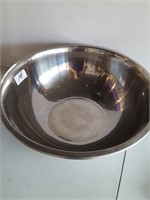 ss bowls 18" diameter