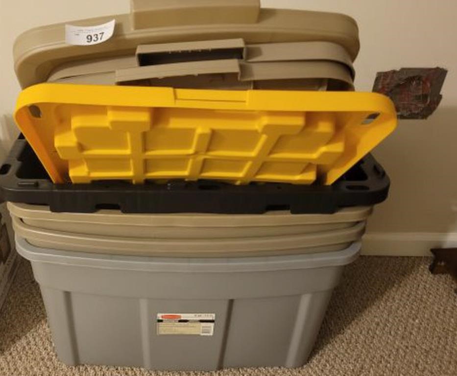 ASSORTED STORAGE TOTES