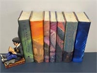 7 Harry Potter Books & Harry Potter Bookend