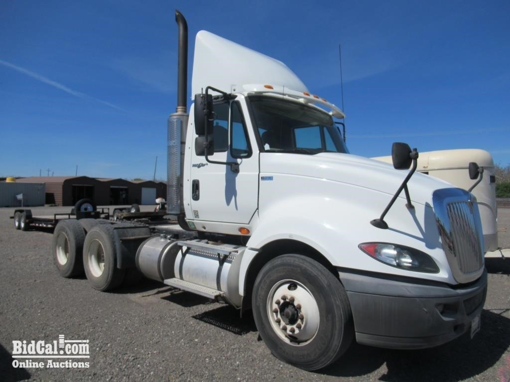 (DMV) 2012 International Prostar +122 6x4 Semi