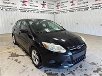 2014 Ford Focus Sedan -Titled -NO RESERVE