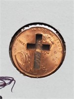 2000 Lincoln Penny With Cross Cut-Out