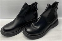 CN40 Ladies Boots - NEW