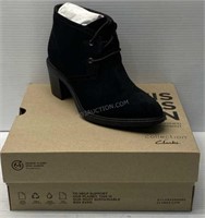 Sz 8 Ladies Clarks Ankle Boots - NEW