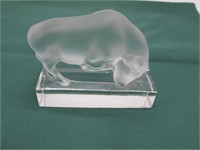 LALIQUE BULL FIGURINE 4.25"