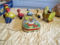 TOY DUCK LOT