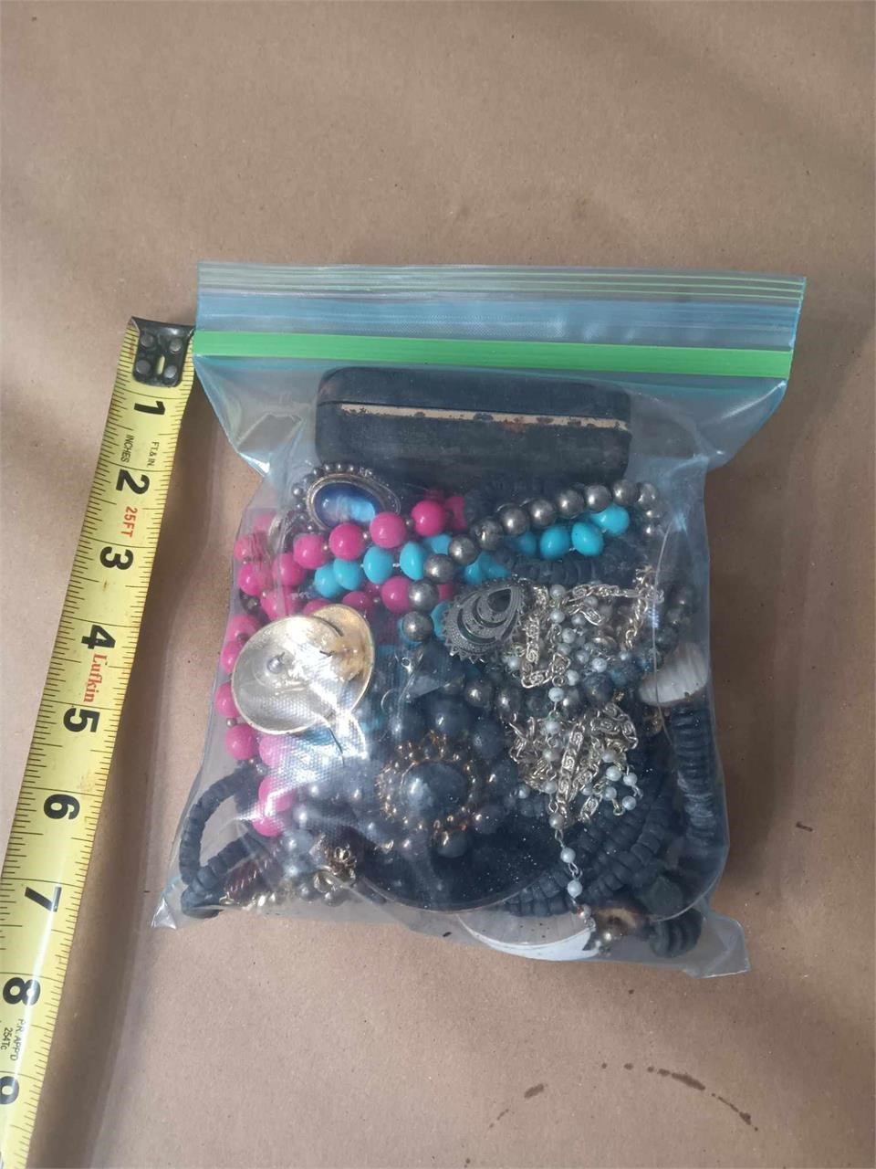 LOT DEAL OF COSTUME JEWELRY 1 POUND 2 OUNCES