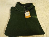 Brand New North Face Pull Over sweater Size L