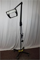Dazor 5D LED Magnifier Light