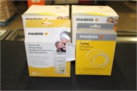 medela nursing pads & tubing (display)