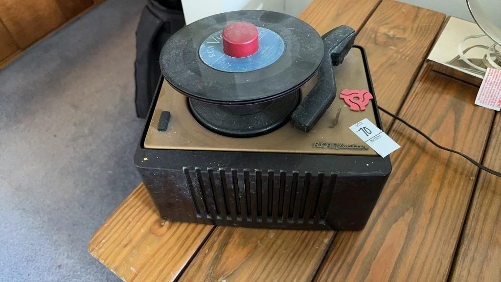 Vintage 1953 RCA Victor Working 45 RPM Record