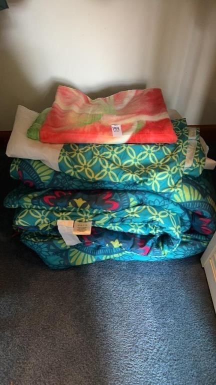 Whole lot of Living quarters polyester comfort