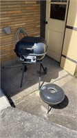 Aussie - walk a bout gas grill & small charcoal