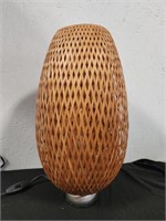 Modern Chinese Bamboo Woven Bedside Lamp