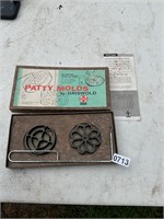 Griswold Patty Molds- Vintage in box