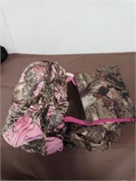 Two camo jackets won a female one thing male size