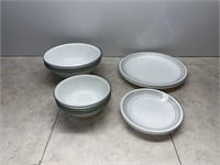 Corelle 4pc dinnerware set