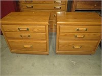 2 WOOD 3 DR NIGHTSTANDS & QUEEN SIZEBED W/FRAME