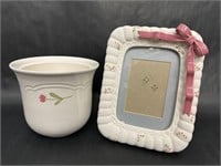 Pfaltzgraff Ceramic Pot & Pink Bow Picture Frame