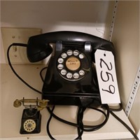 OLD DIAL PHONE