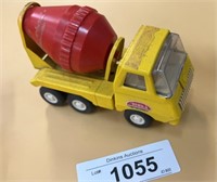 Tonka truck cement truck