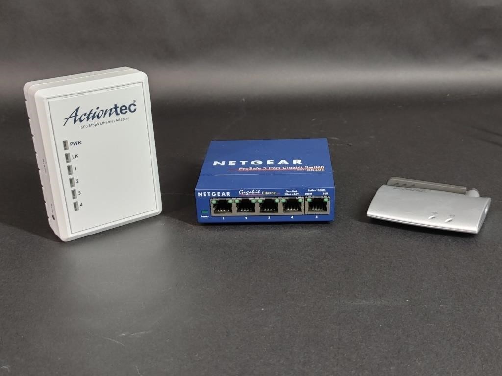 Ethernet Adapter, Gigabit Switch, Wi-Fi Adapter