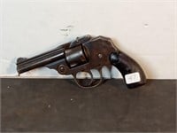 antique US Revolver Co .25 cal pistol
