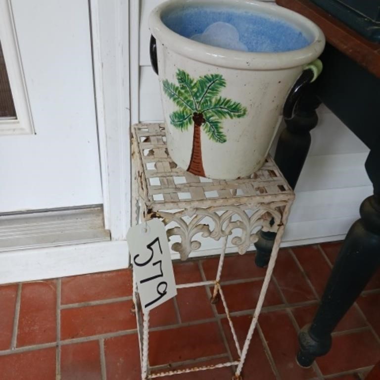 WHITE PLANT STAND