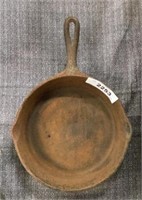 Cast iron skillet