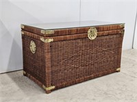 WICKER TRUNK WITH GLASS TOP