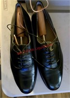 Alfani Men’s Shoes Size 9.5 (living room)