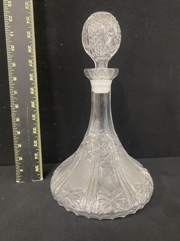 Nice, Vintage Crystal Decanter