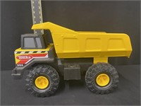 Tonka 354 Toy Dump Truck