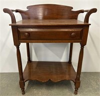 Antiques washstand