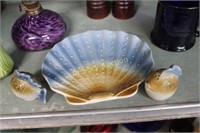 CLAM SHELL PLATE WITH FISH SHAKERS
