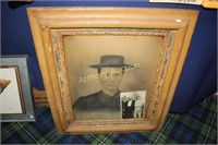 ANTIQUE FRAMED PORTRAIT PRINT - BLACK & WHITE