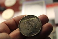 1925 SILVER PEACE DOLLAR