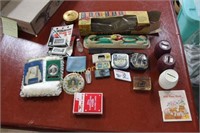 GROUP OF ASSORTED ITEMS - VINTAGE SNAKE GAME W/