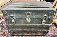 OLD CIRCUS TRUNK - TAYLOR TRUNK