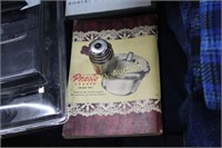 PRESSURE COOKER RECIPE BOOK AND WEIGHT