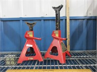 JACK STANDS two 2 ton / 4,000 lbs tool shop garage
