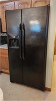 Frigidaire Side By Side Refrigerator