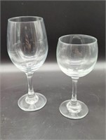 (18) Wine Glasses