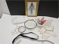 Framed Jesus PIcture, Butterfly Glass Set, ++