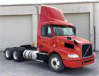 2017 Volvo VNM Road Tractor 6x4