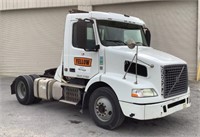 2012 Volvo VNM Road Tractor 4X2