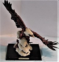 Montefiori Collection Soaring Bald Eagle Statue